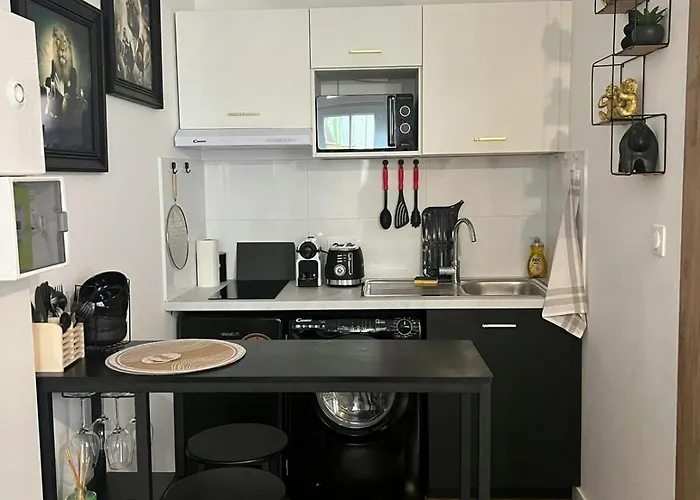 Casa Nostra - T1 - Terrasse Privative Lägenhet *